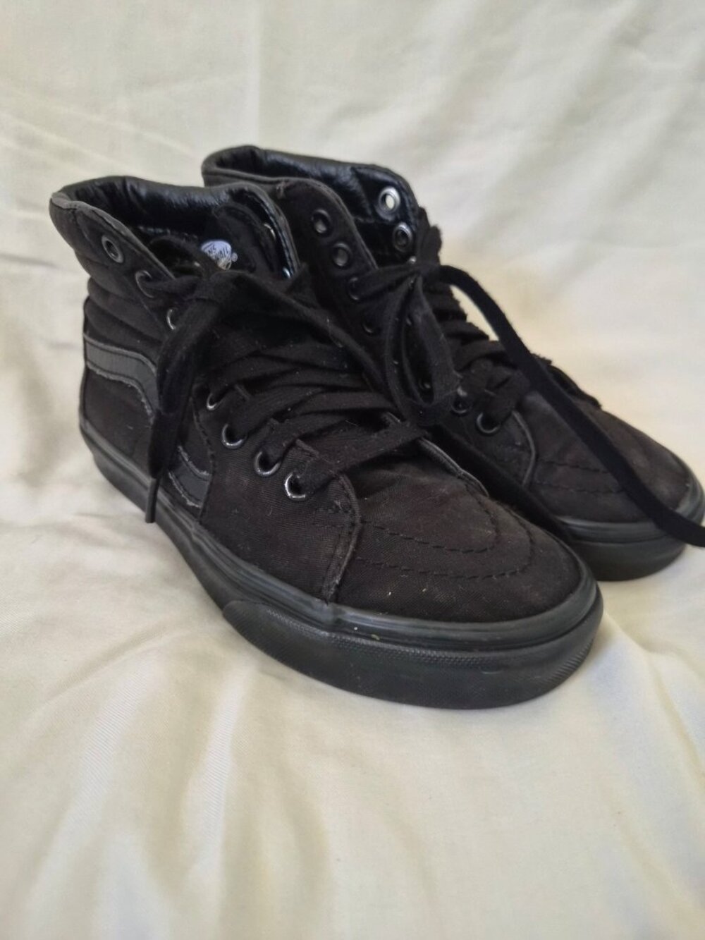 Vans Sk8-Hi All Black Sneakers men's size 4.0 woman's size 5.5
